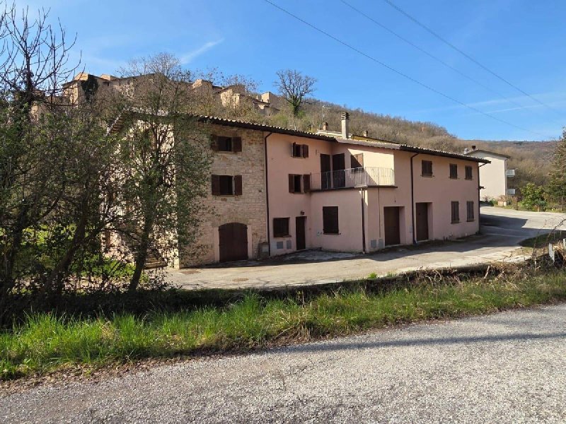 Country house in Nocera Umbra