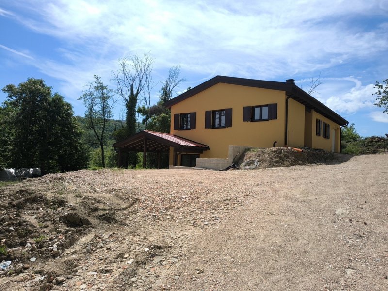 Casa de campo en Gualdo