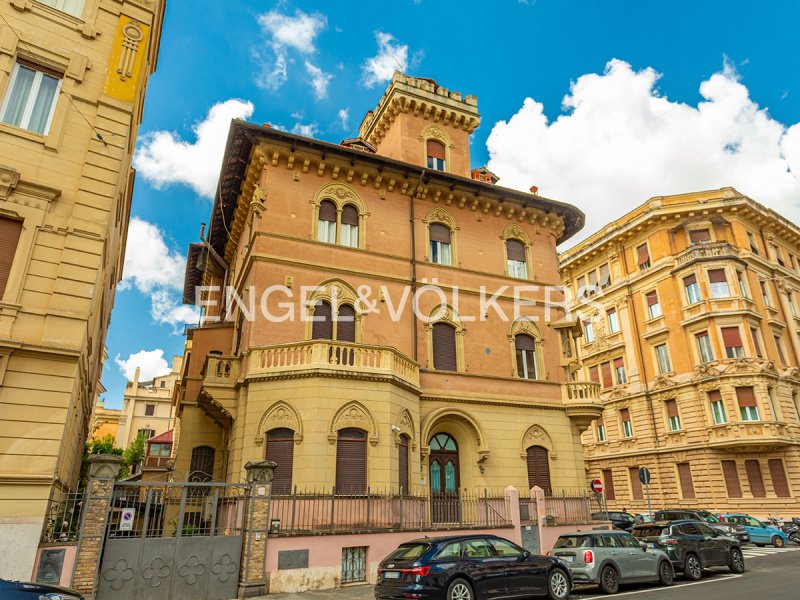 Historisch appartement in Rome