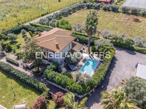Villa a Cisterna di Latina