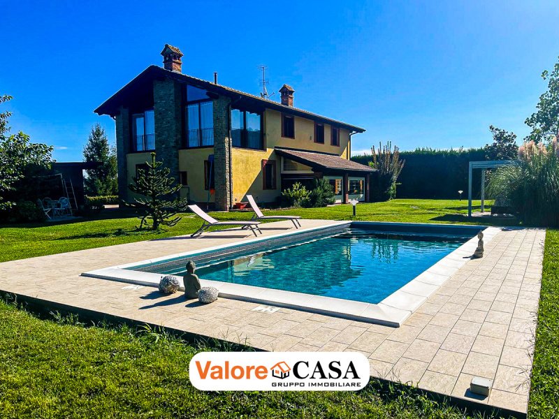 Detached house in Melazzo