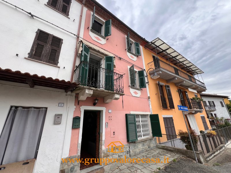 Casa semi indipendente a Grognardo