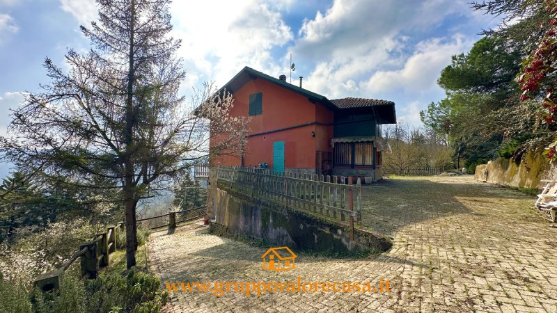 Detached house in Cavatore