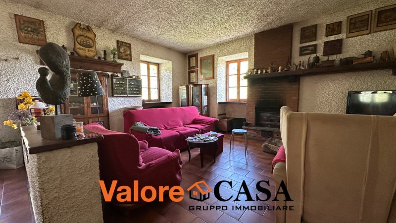 Maison jumelée à Terzo