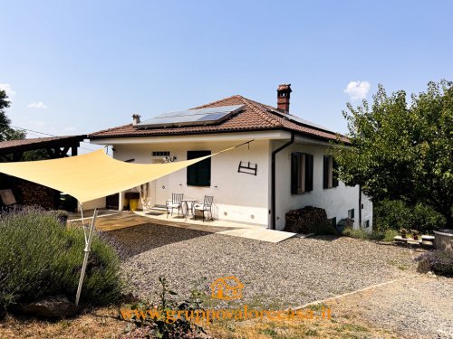 Casa indipendente a Acqui Terme