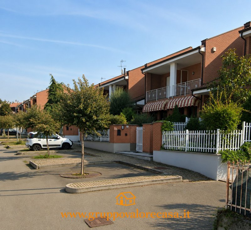 Reihenhaus in Acqui Terme