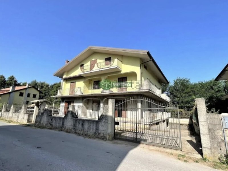 Maison individuelle à Serra San Bruno