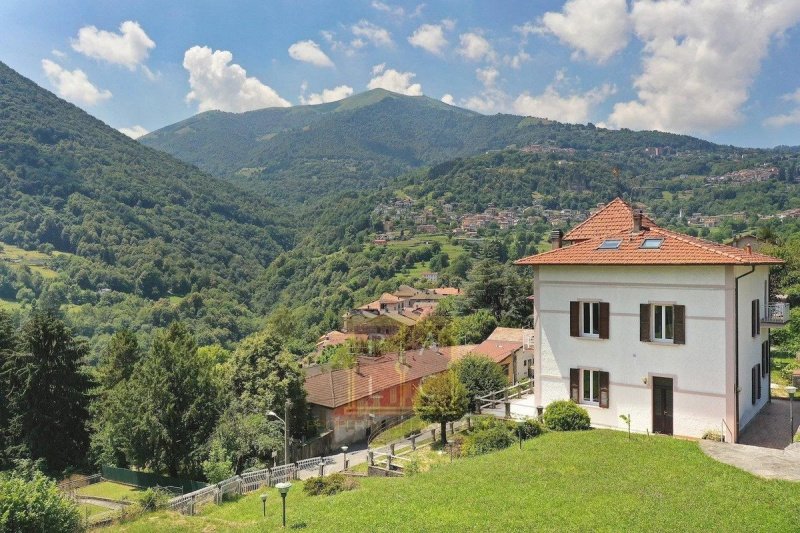 Villa en Dizzasco