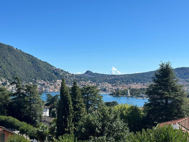 Villa in Como