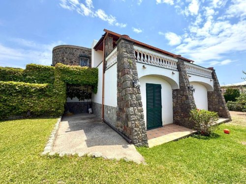 Villa in Forio