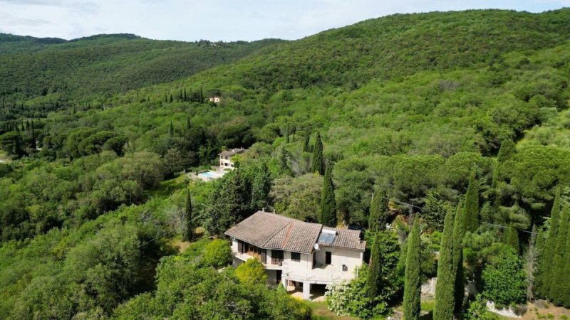 Villa in Passignano sul Trasimeno
