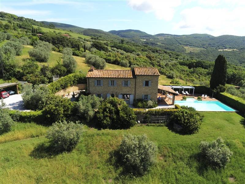 Farmhouse in Riparbella