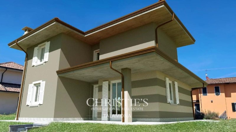 Villa in Nizza Monferrato