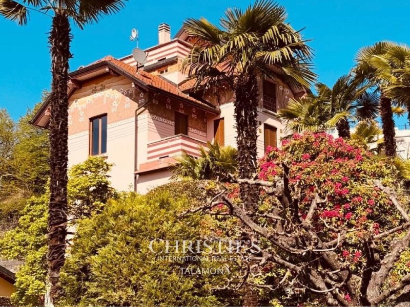 Villa in Luino