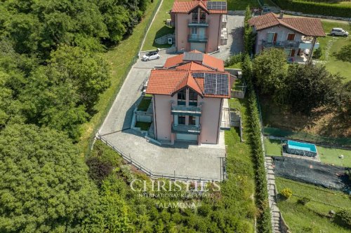 Villa à Gavirate
