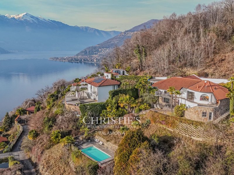 Villa a Luino