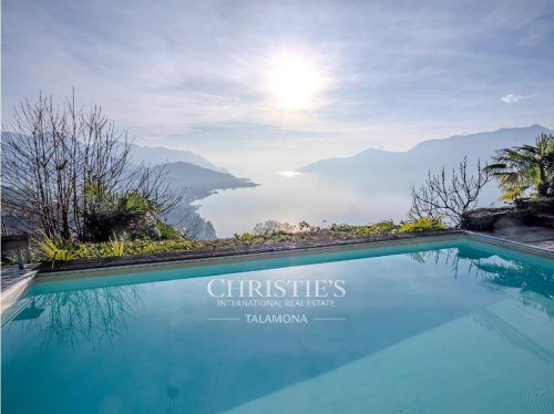Villa a Luino