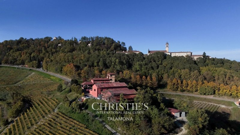 Quinta agrícola em Serralunga di Crea