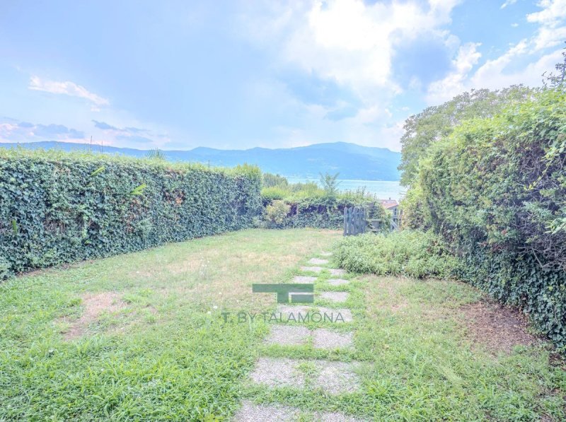Appartement in Laveno-Mombello