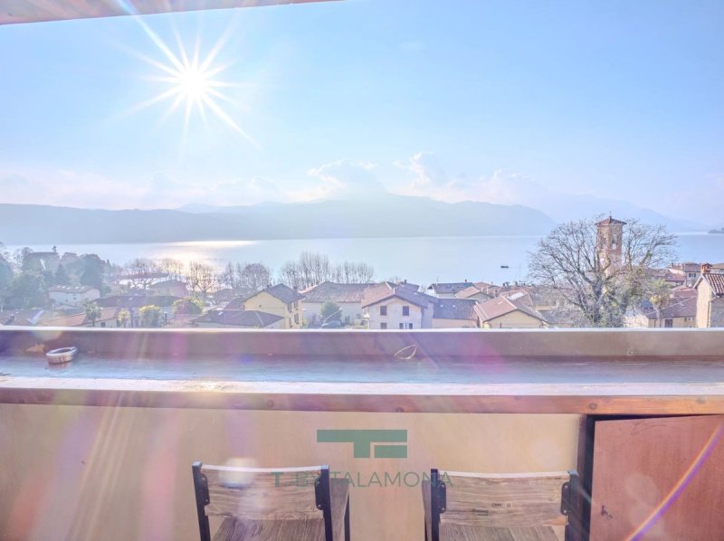 Appartement in Laveno-Mombello