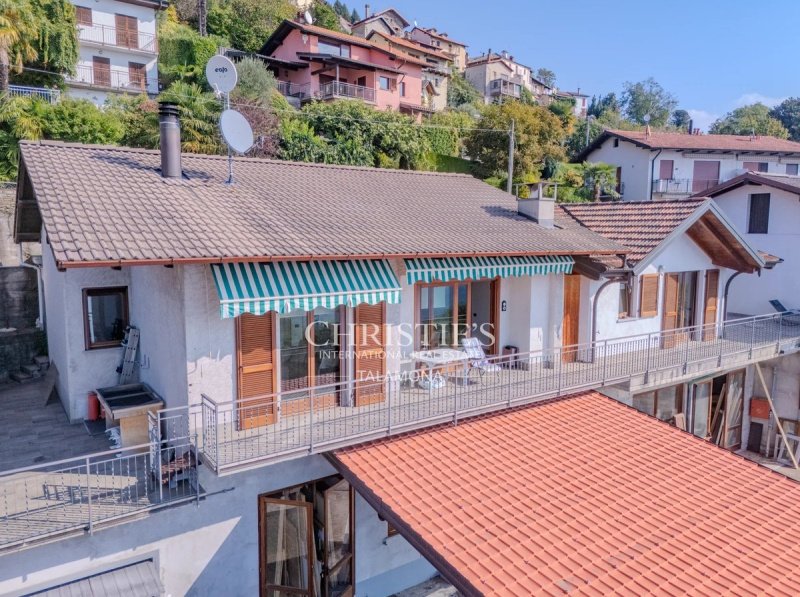 Apartamento en Maccagno con Pino e Veddasca