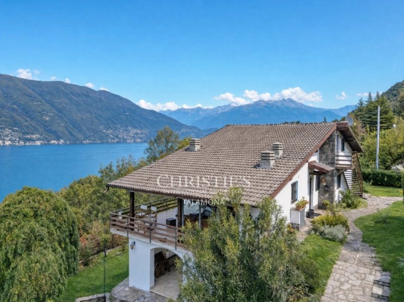 Villa in Tronzano Lago Maggiore