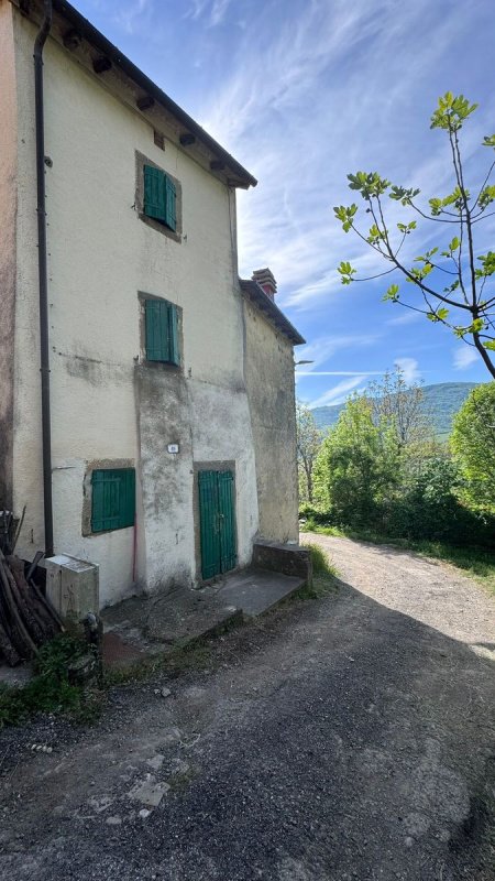 Kleines Dorf in Firenzuola