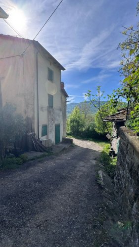 Kleines Dorf in Firenzuola
