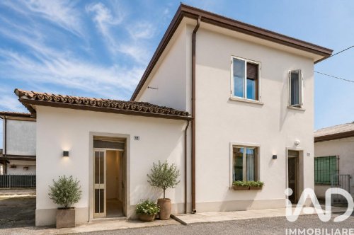 Villa en Goro
