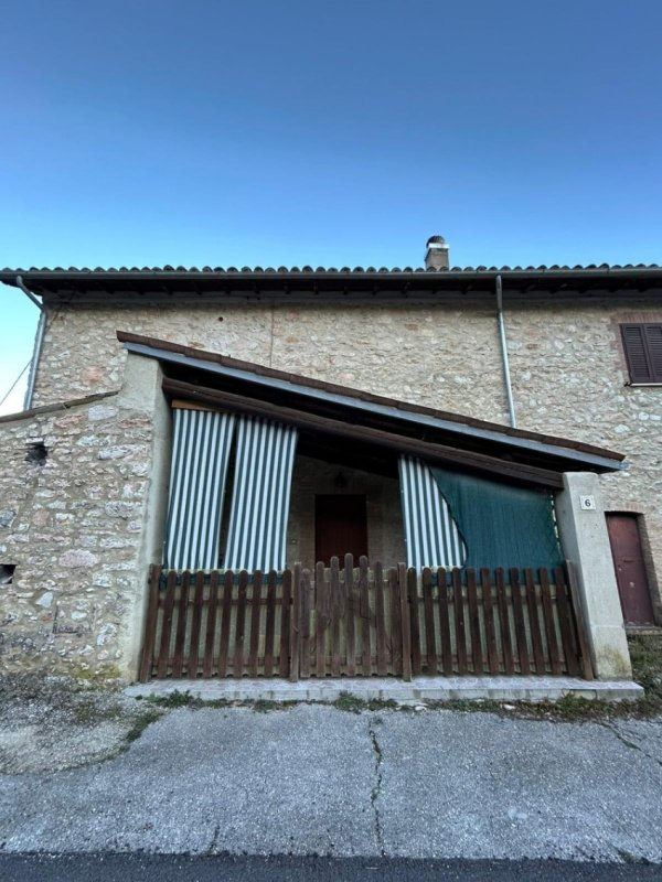 Doppelhaushälfte in Cerreto di Spoleto