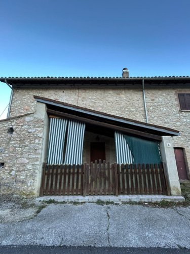 Doppelhaushälfte in Cerreto di Spoleto