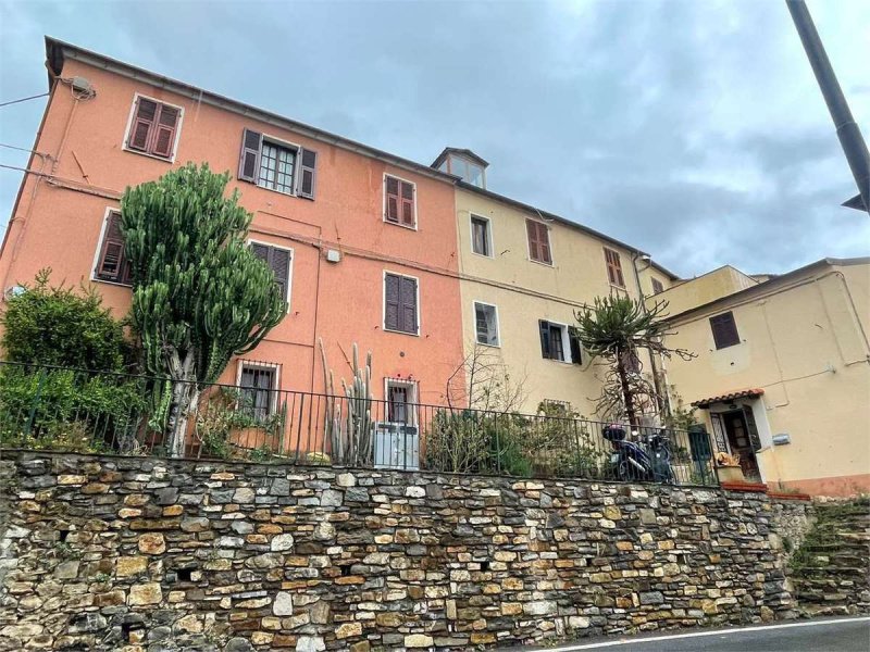 Apartamento em Cipressa