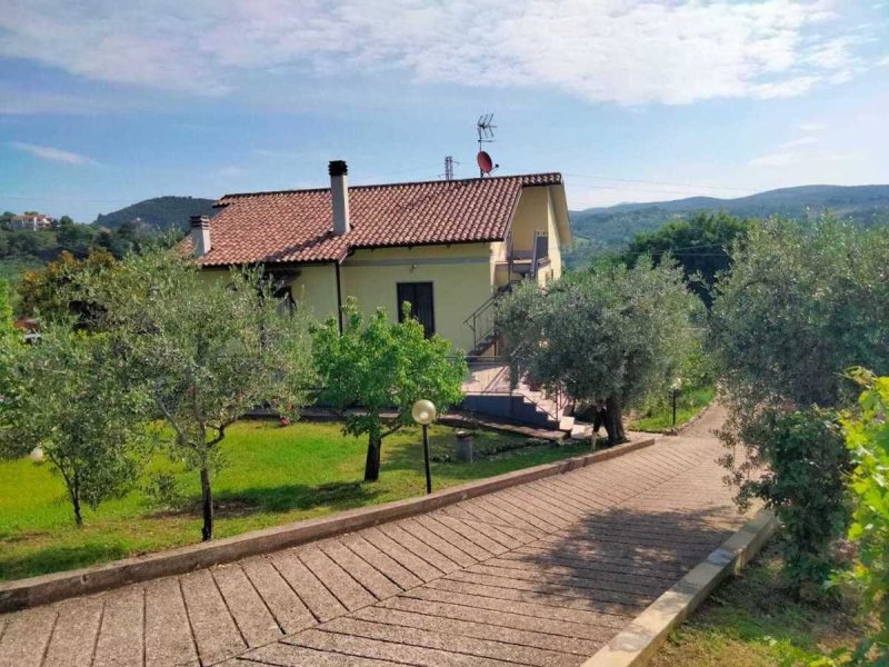 Villa i Amelia