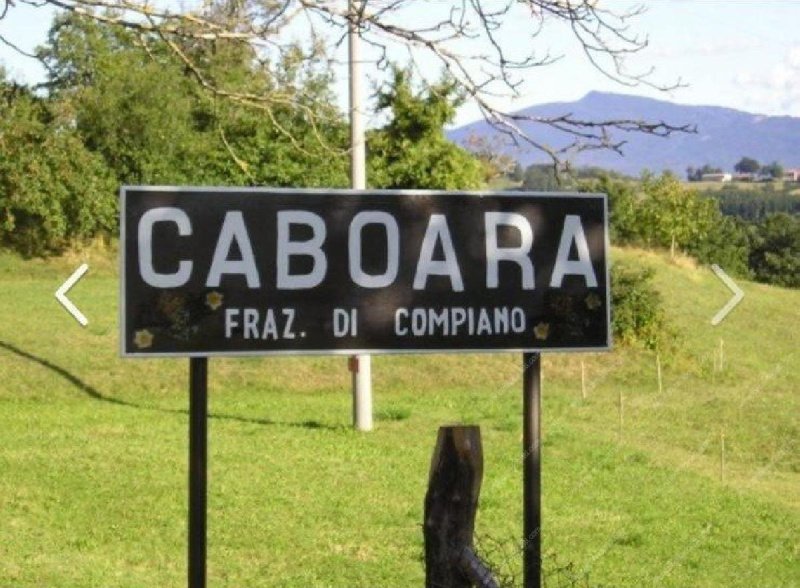 Moradia em Compiano