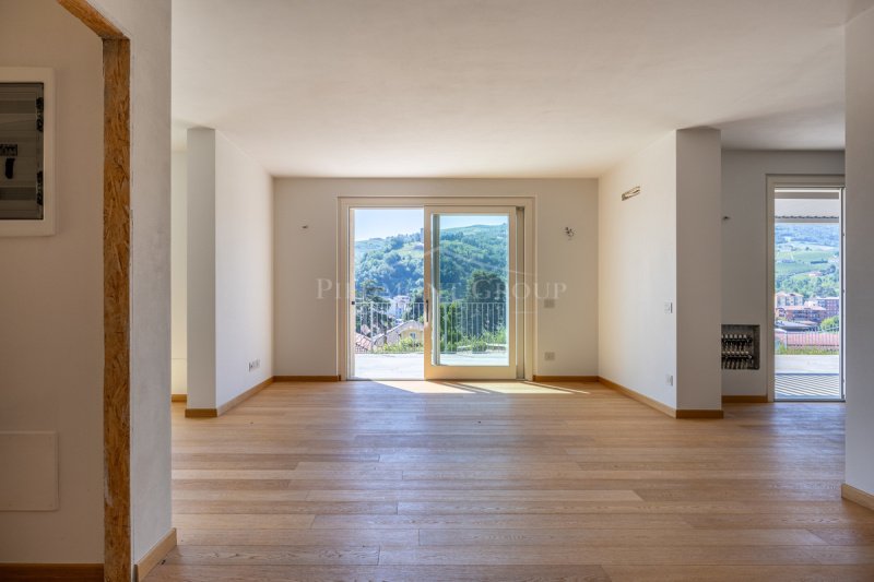 Villa in Santo Stefano Belbo