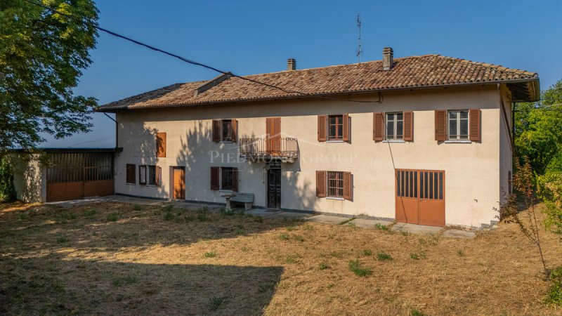 Casa de campo em Canelli