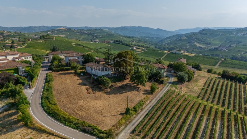 Casa de campo em Canelli