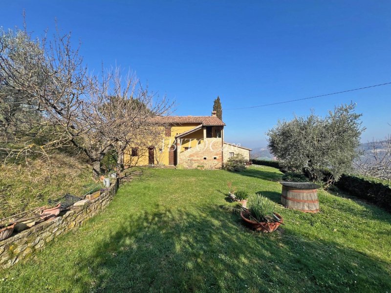 Bauernhaus in Montefelcino