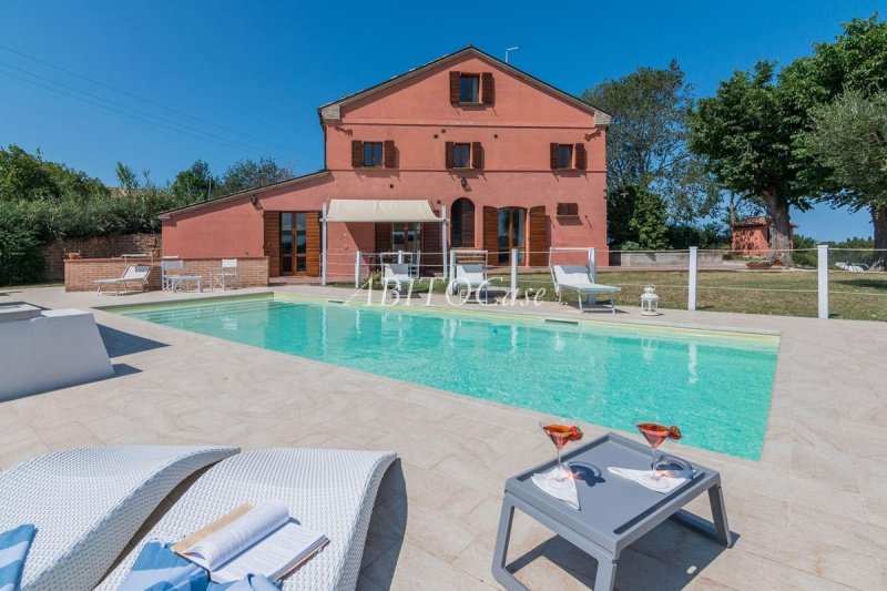 Bauernhaus in San Costanzo
