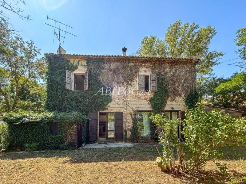 Casolare a Urbino