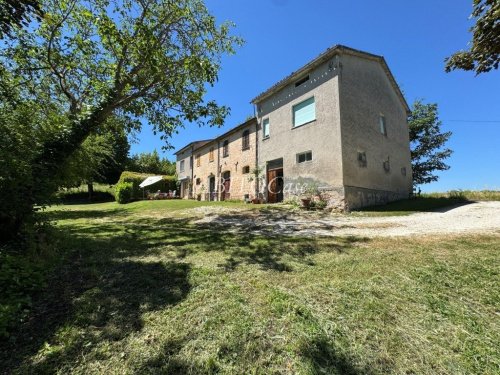 Woonboerderij in Arcevia
