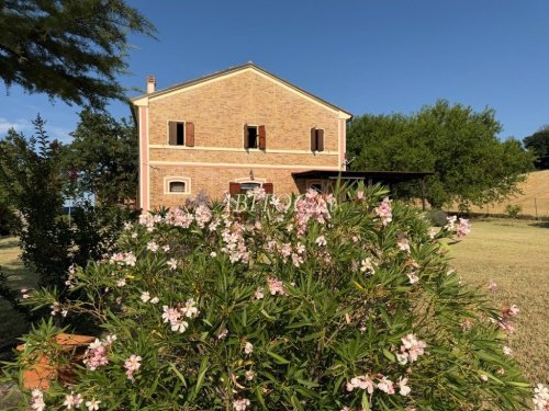 Bauernhaus in Terre Roveresche