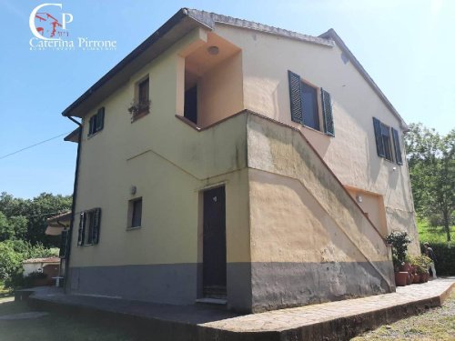 Maison jumelée à Montecatini Val di Cecina