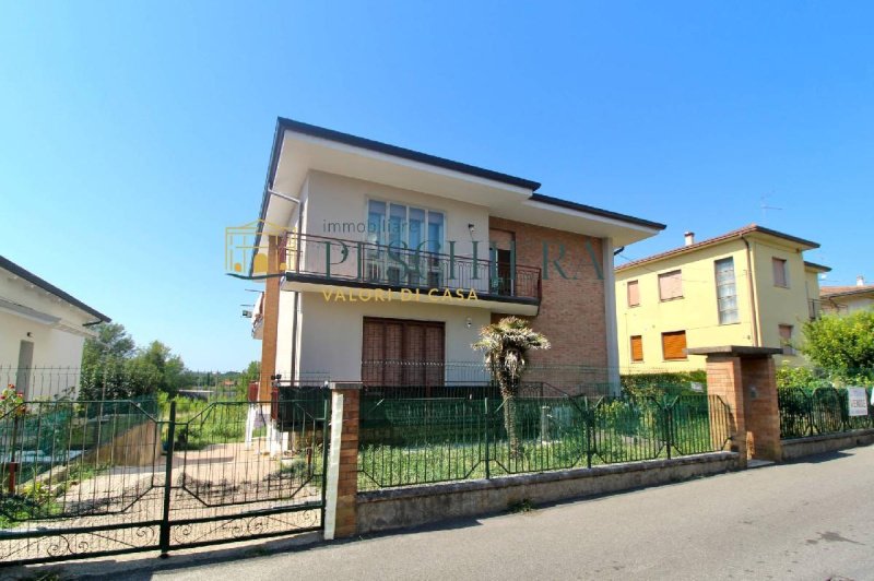 Half-vrijstaande woning in Peschiera del Garda