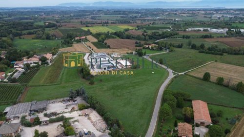 Terreno para construção em Monzambano
