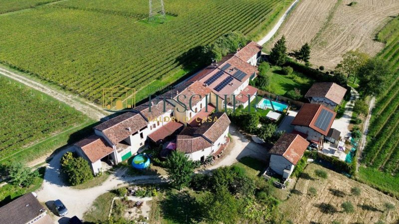 Vrijstaande woning in Pozzolengo