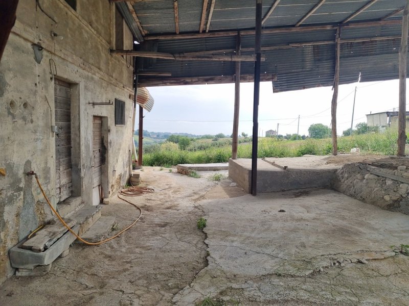 Farmhouse in Massignano