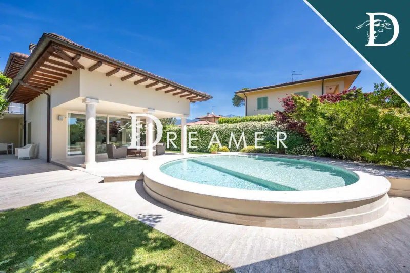 Moradia em Forte dei Marmi