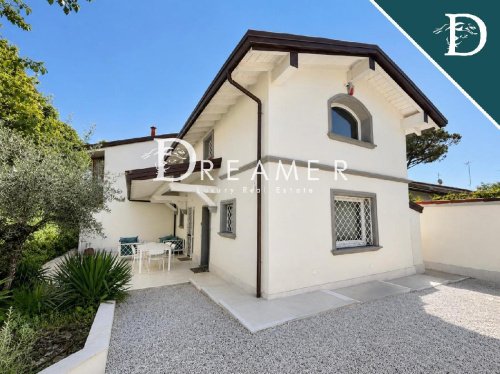 Apartamento en Forte dei Marmi