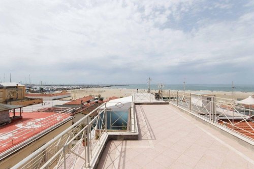 Maison mitoyenne à Viareggio